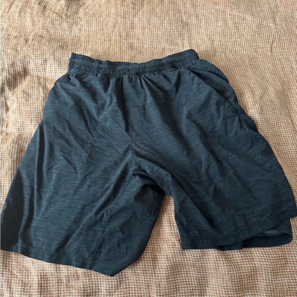 Lululemon Athletica Black Athletic Shorts (Linearless) 9" Inseam